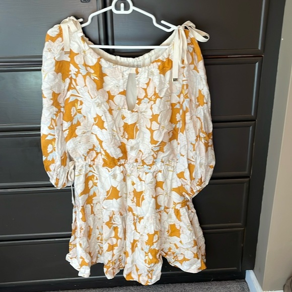 mon renn Dresses & Skirts - 🌷 MON RENN Dress